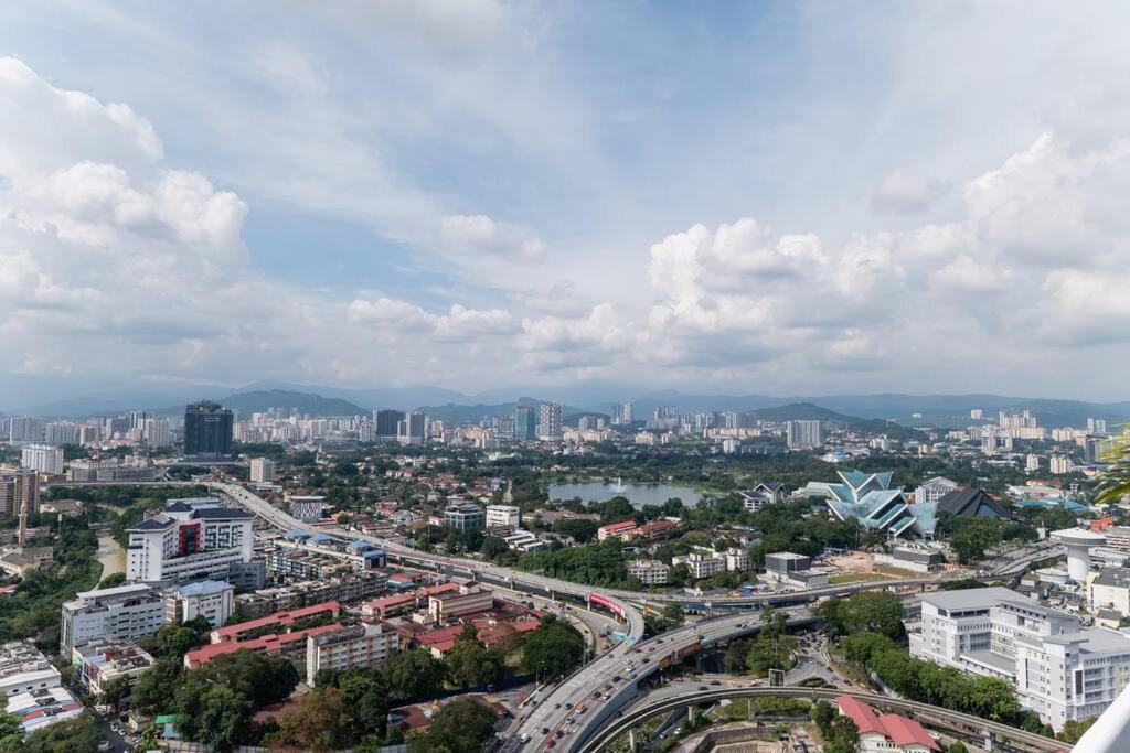 Tr Residence Lovely 3 Bedroom Unit 6Pax Next To Titiwangsa Lrt Κουάλα Λουμπούρ Εξωτερικό φωτογραφία